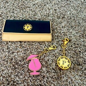 Parasol set. 2 bag charms and wallet
